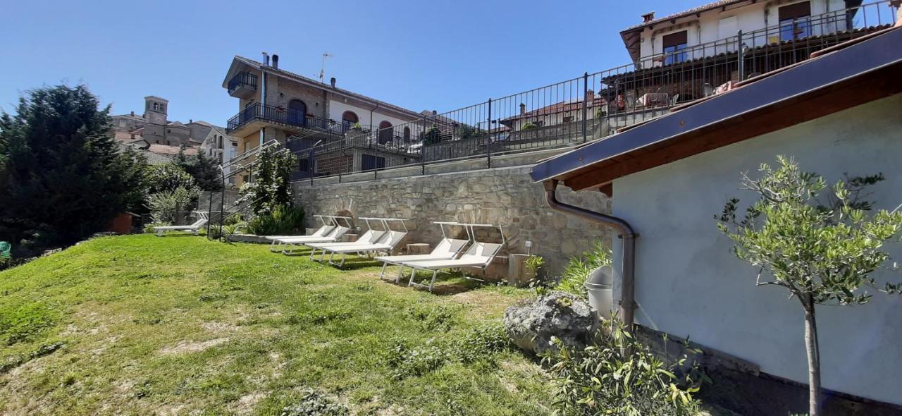 Ristorante Albergo Da Maurizio Cravanzana Extérieur photo